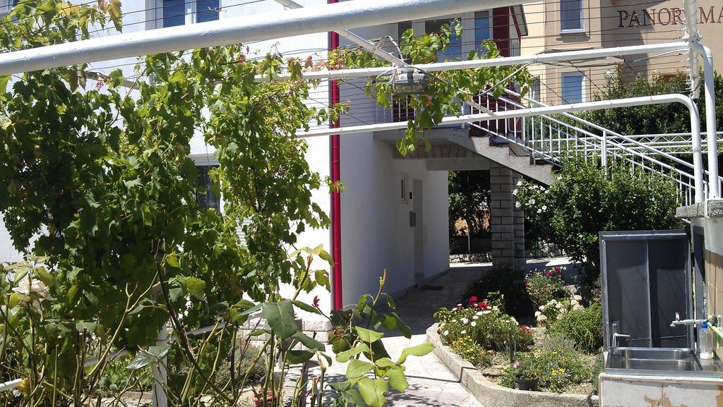 Panoramic View Studio